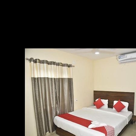 Poddar Inn Guwahati Bagian luar foto